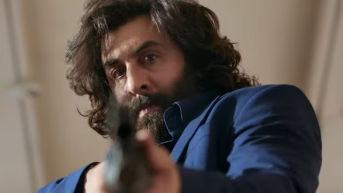 Old video resurfaces post ‘Animal’ release, confirms Aamir’s stance against violence