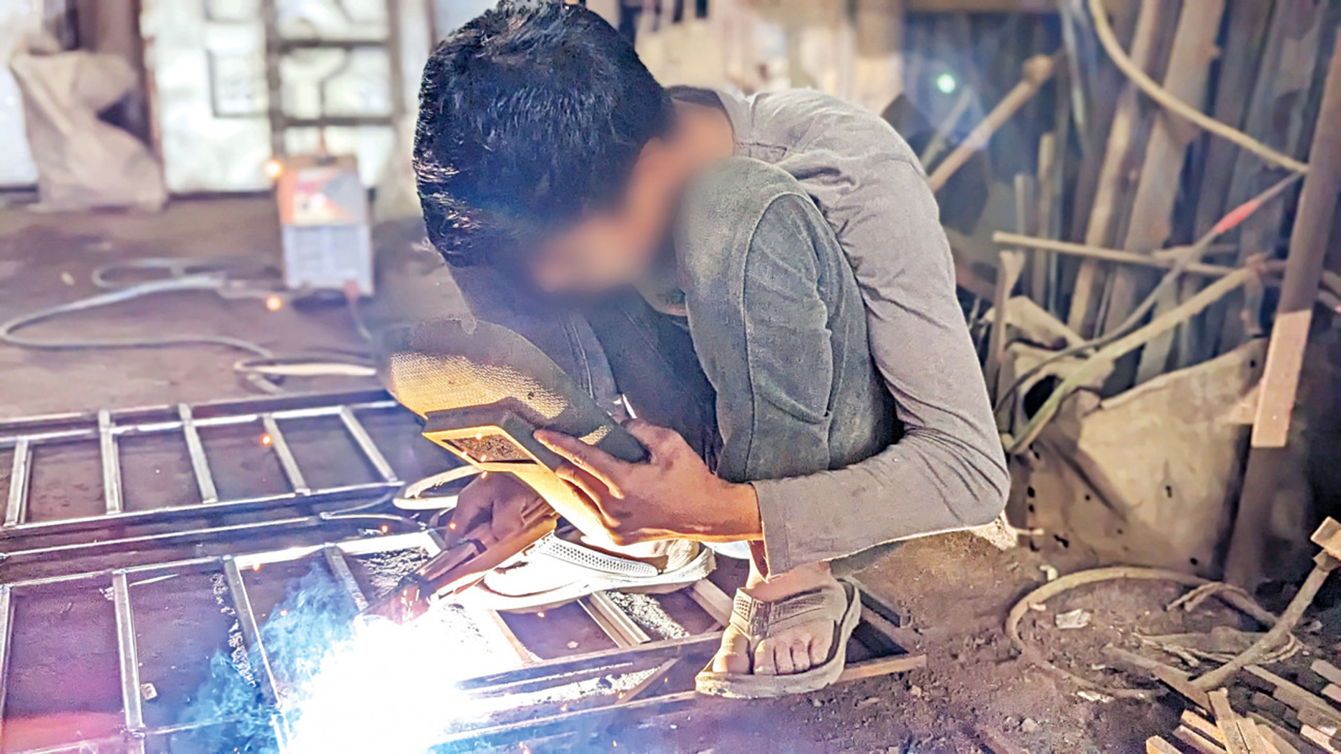 Toiling away childhood