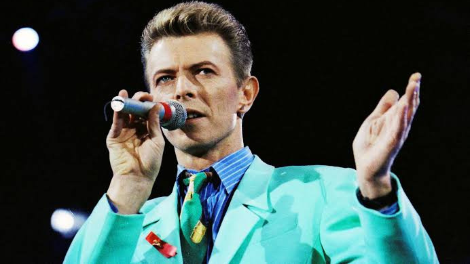 'Rue David Bowie': Paris to name street after rock icon