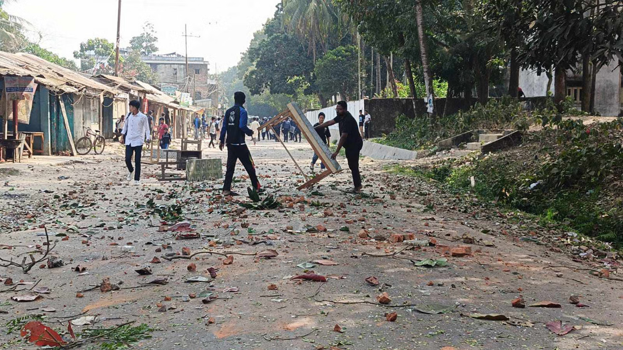 BCL factional clash leaves 15 hurt in CU