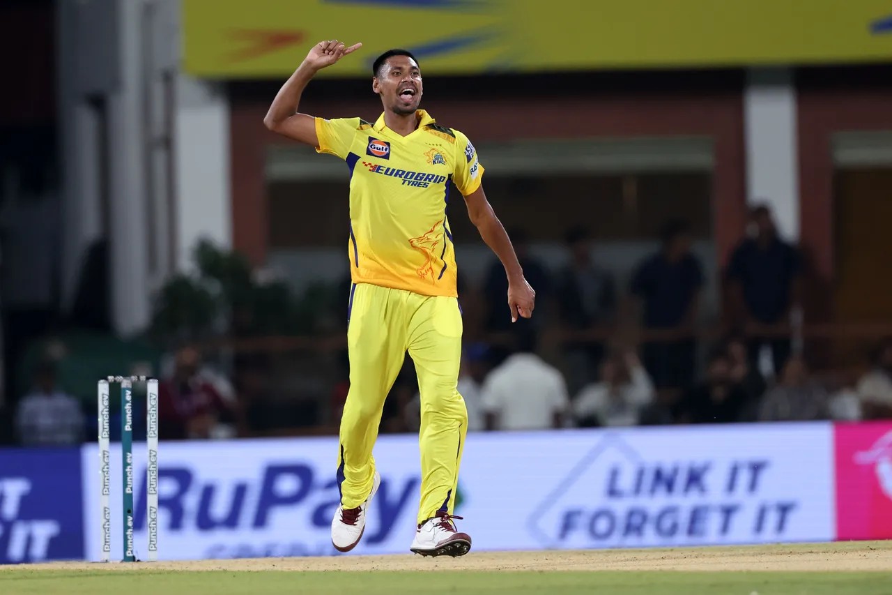 Fizz finishes with his best IPL figures in CSK debut 