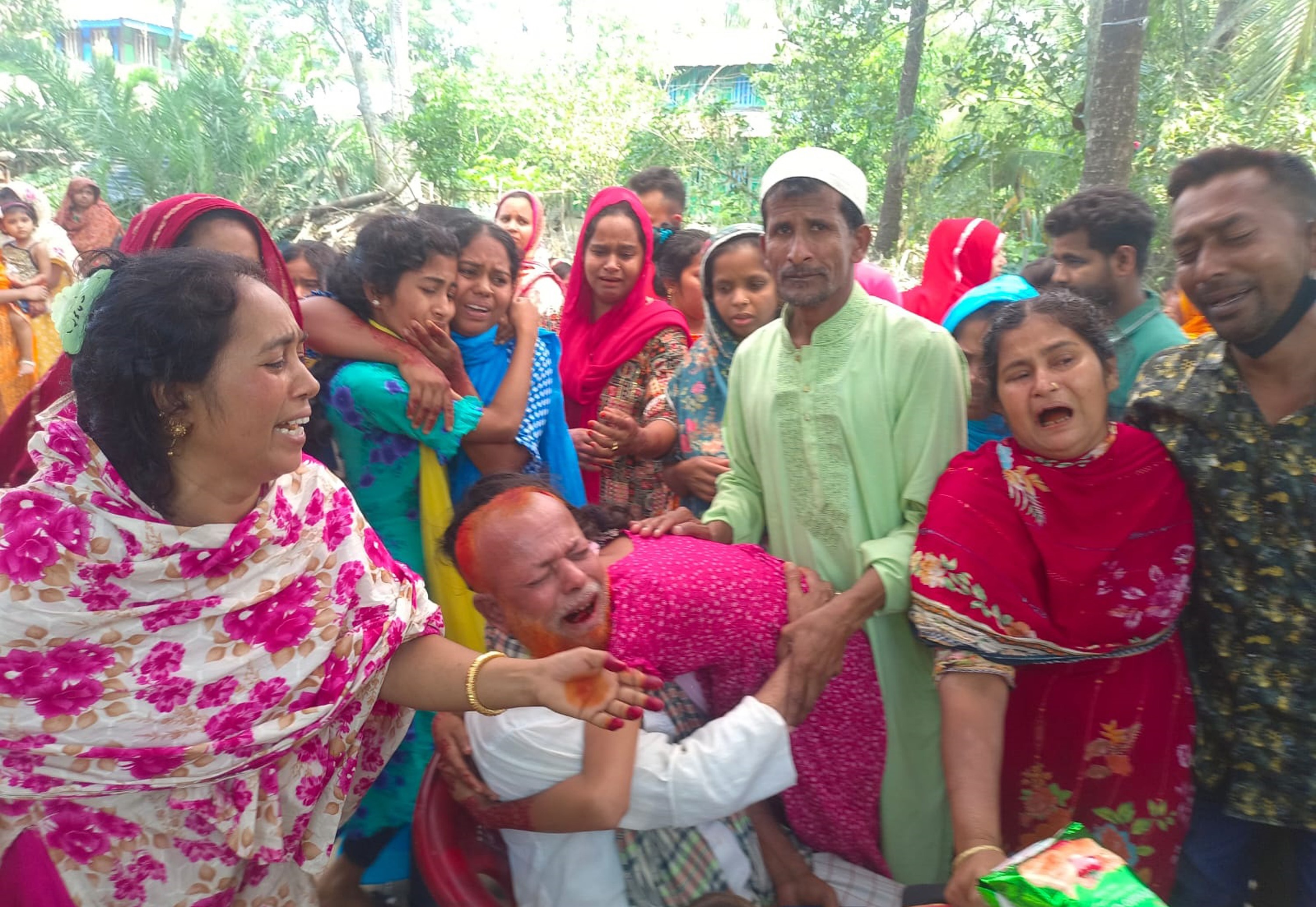 Sadarghat tragedy: 'How will I feed my children?'