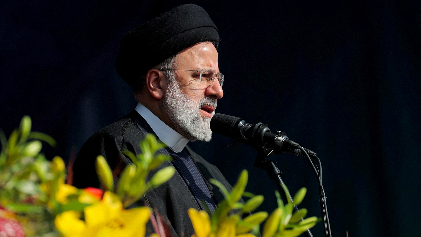 Iran's Raisi: Ultraconservative president close to supreme leader