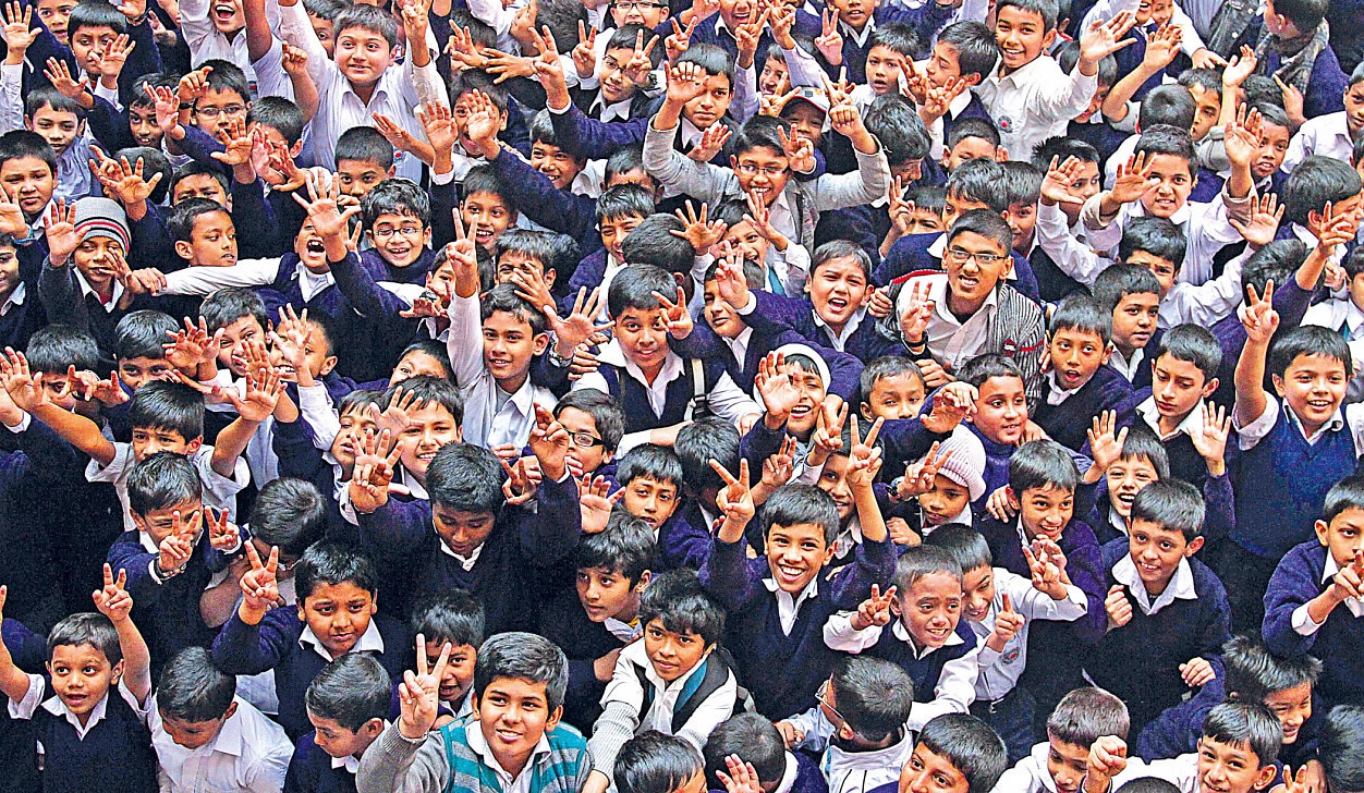 We need a universal school education programme 