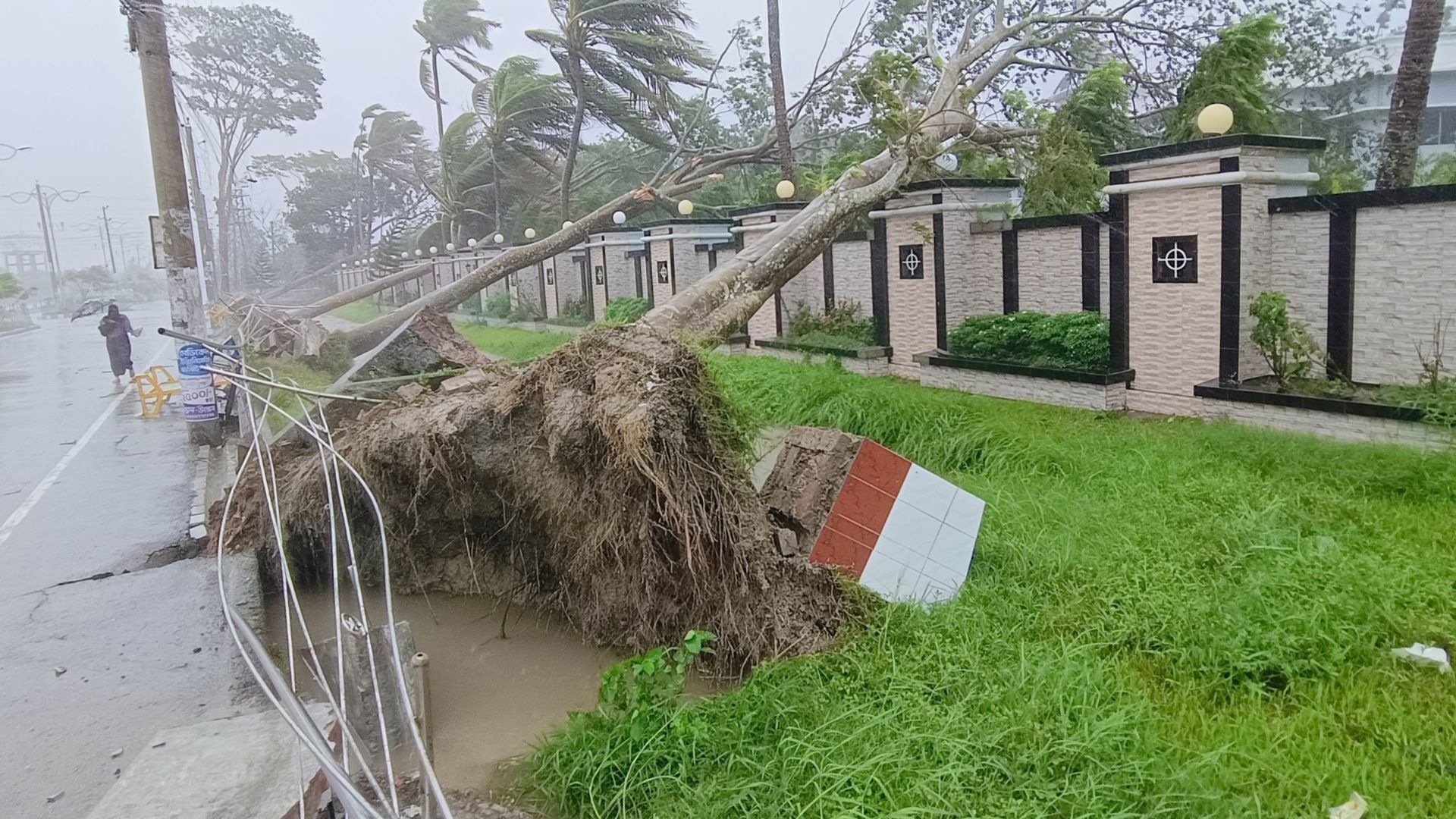 Cyclone Remal: Southern districts face power cuts for over 36 hrs