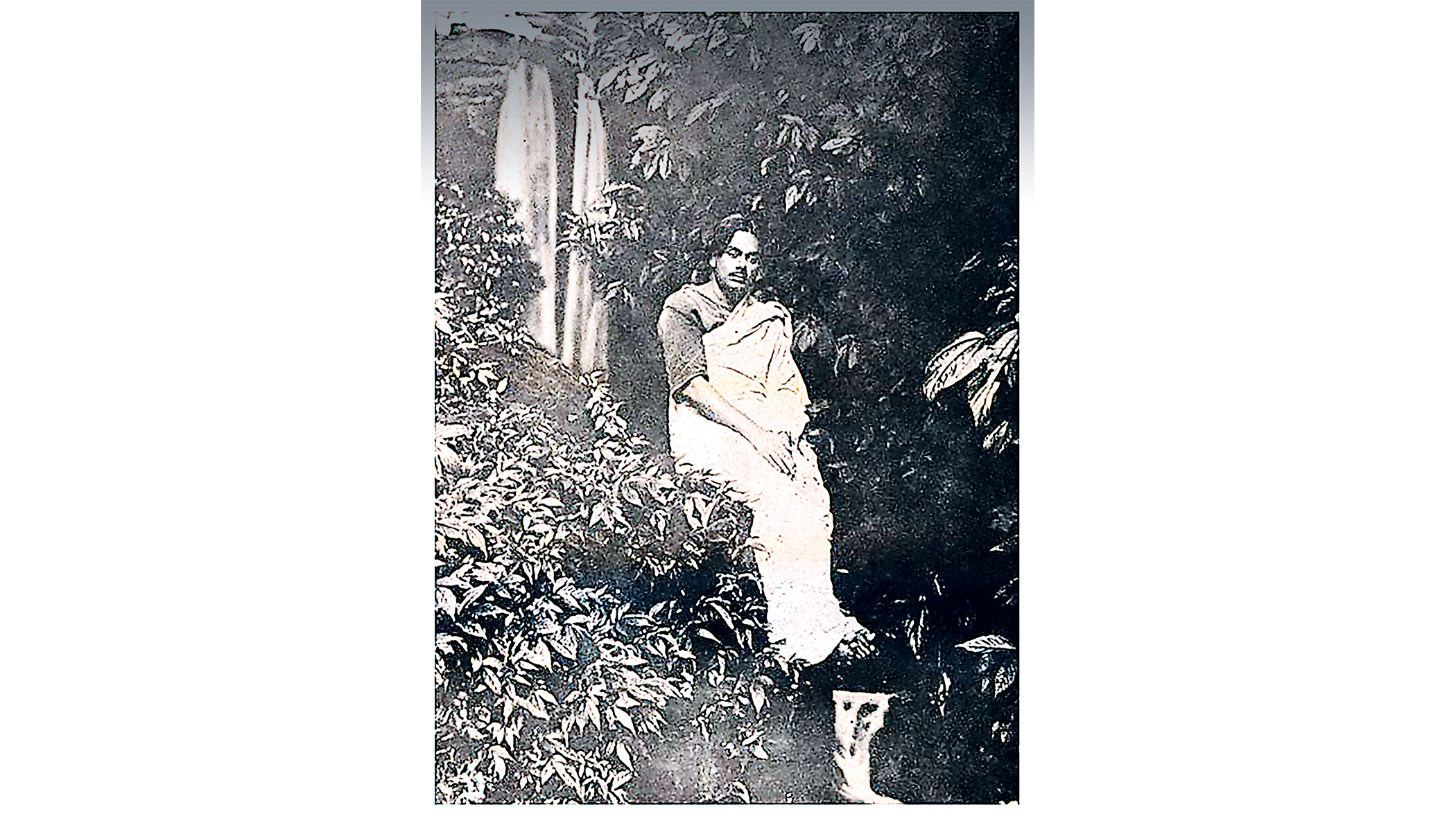 Symbolic and Imaginary in Nazrul Islam