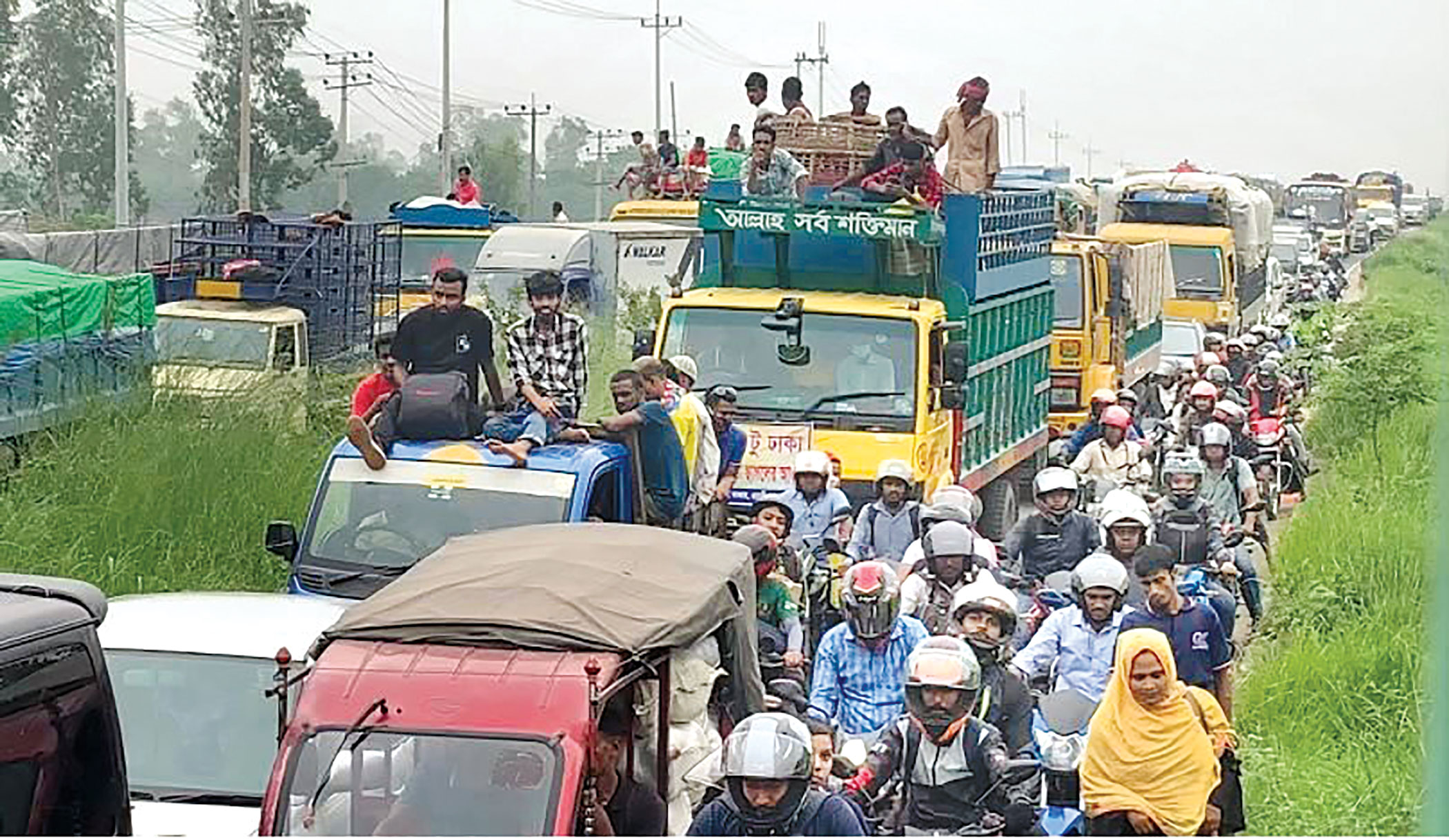Eid rush: People suffer as highways clog up