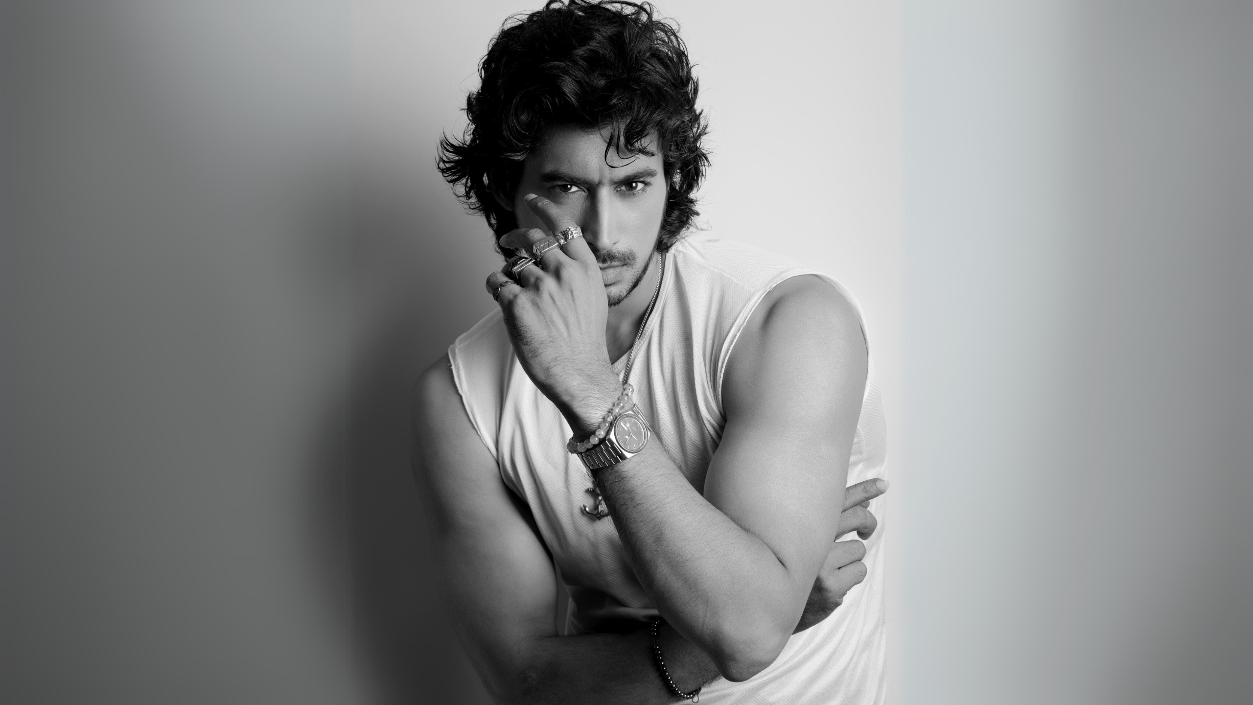 How to rock retro fashion without looking like a time traveller