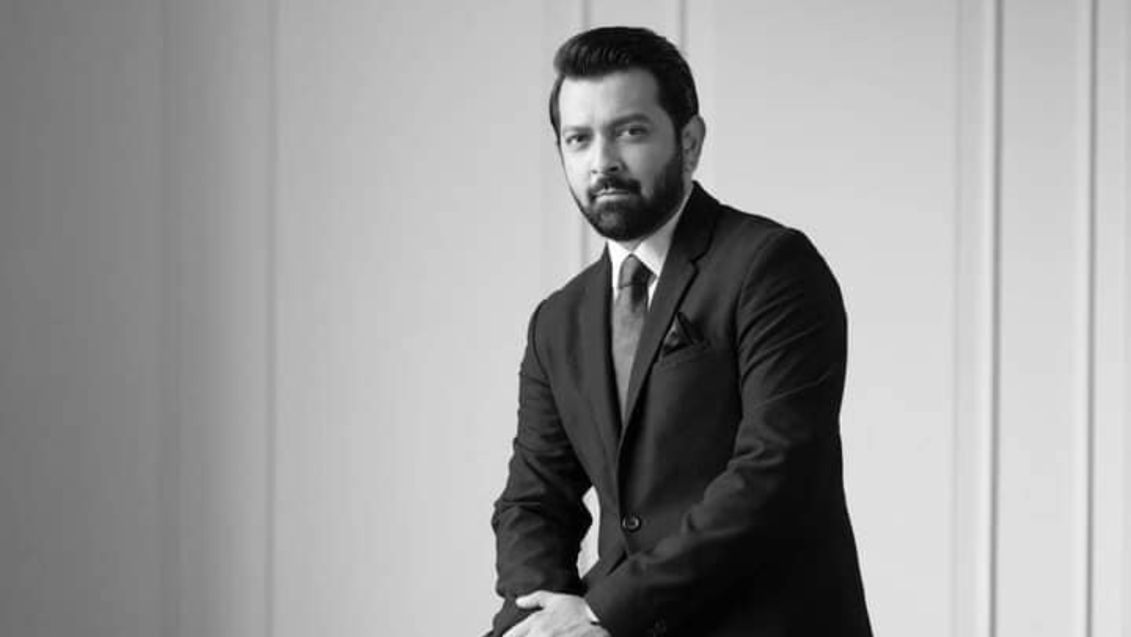 Tahsan speaks up for students, netizens say 'too late'