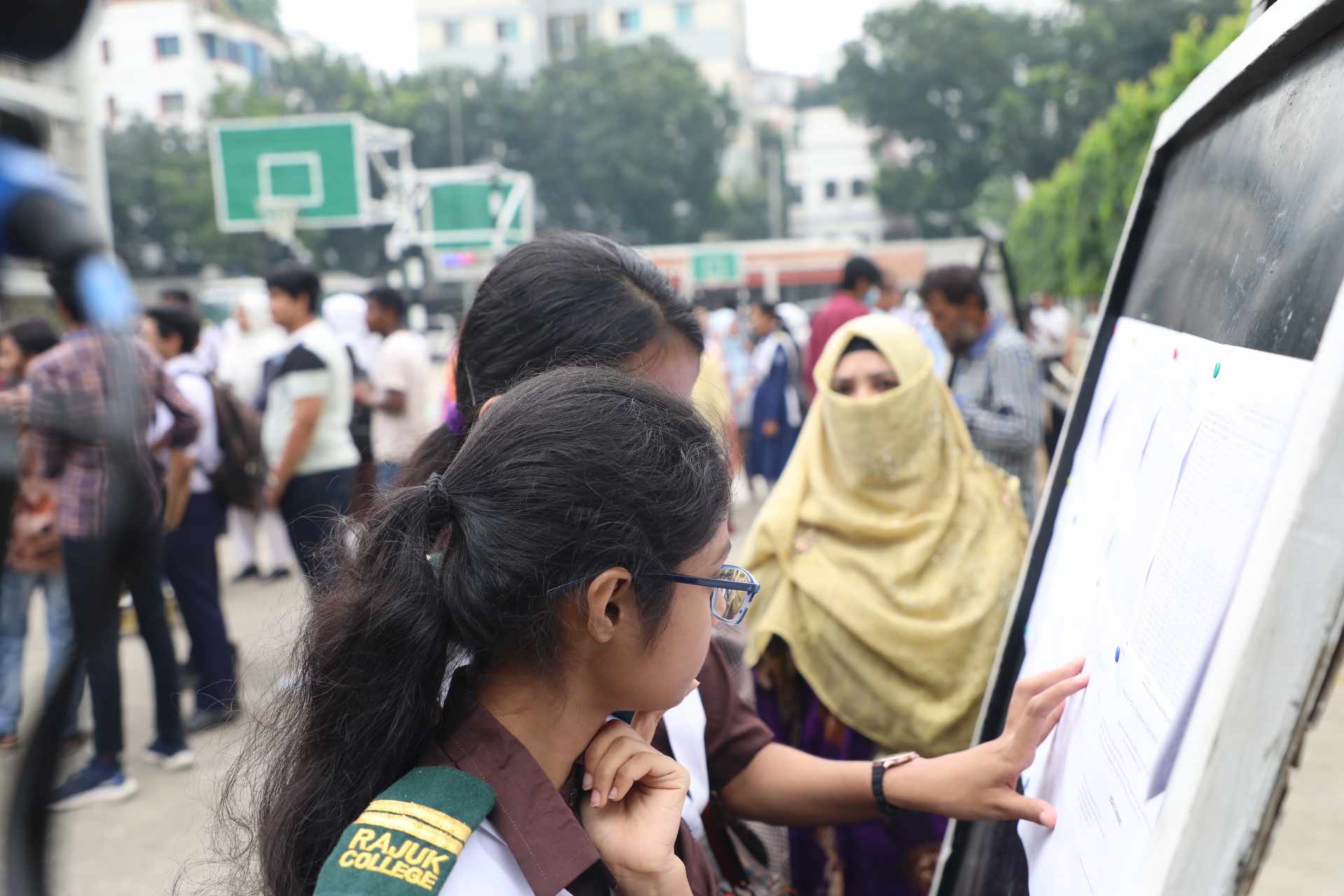 77.78% students pass HSC, equivalent exams; down 0.86 points from last year