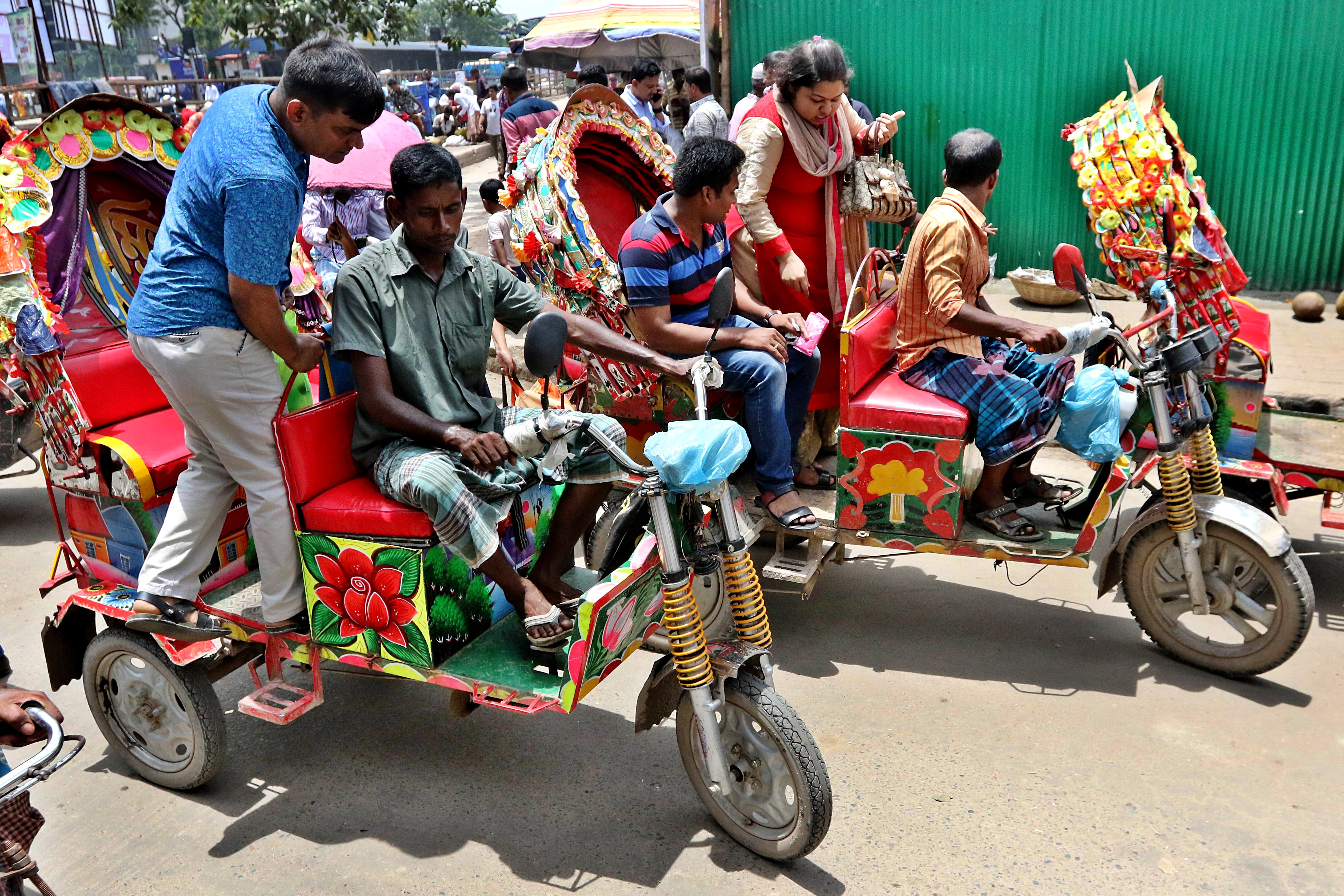Battery-powered rickshaw is the way forward