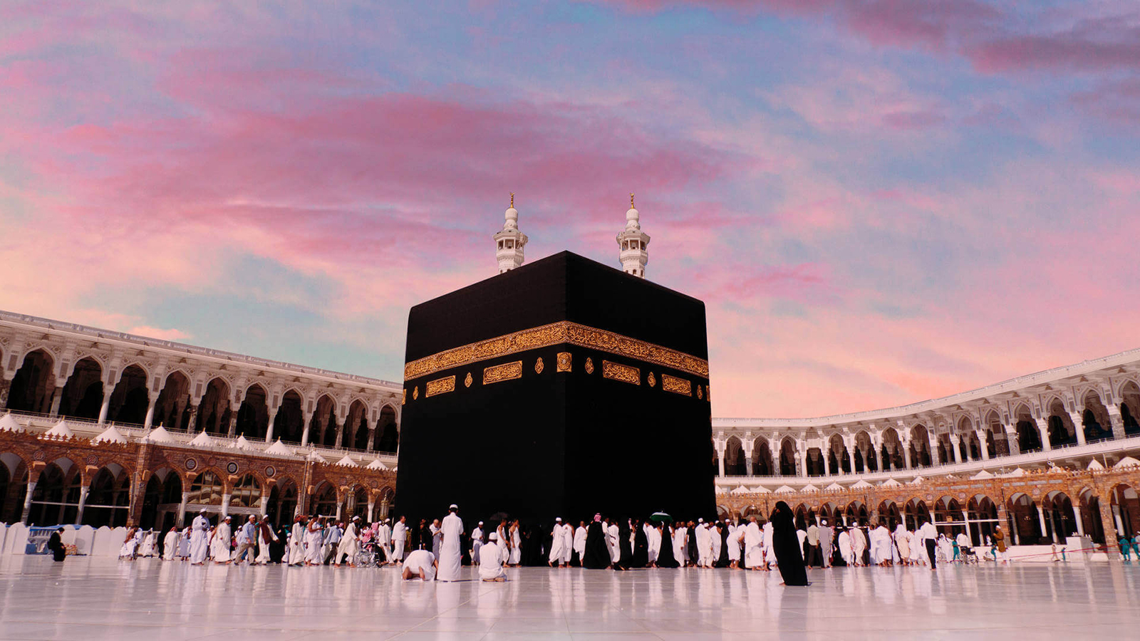 Stranded umrah pilgrims: Cost of housing, food mount on top of high ticket prices