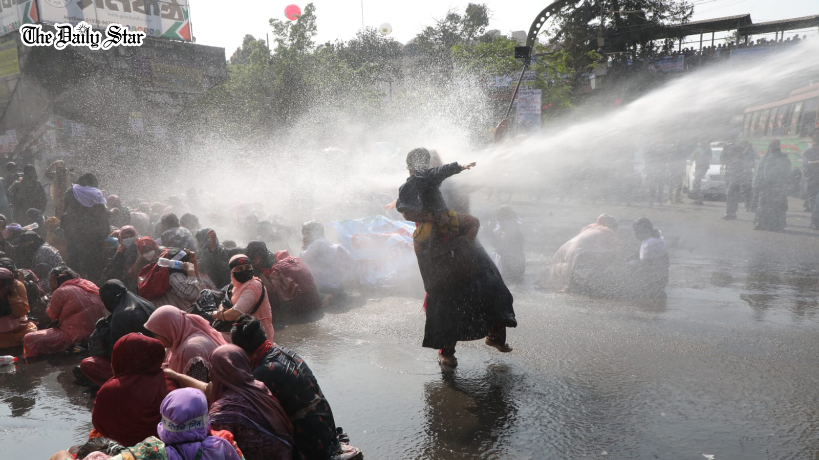 Protesters free Shahbagh intersection after 4.5hrs 