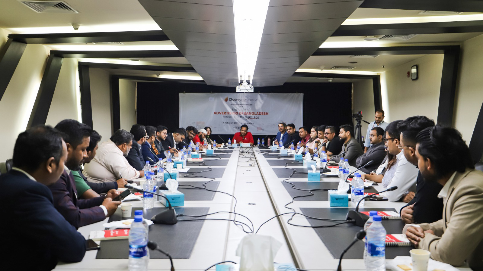 Future of advertising: Challenges, opportunities, and rise of DOOH