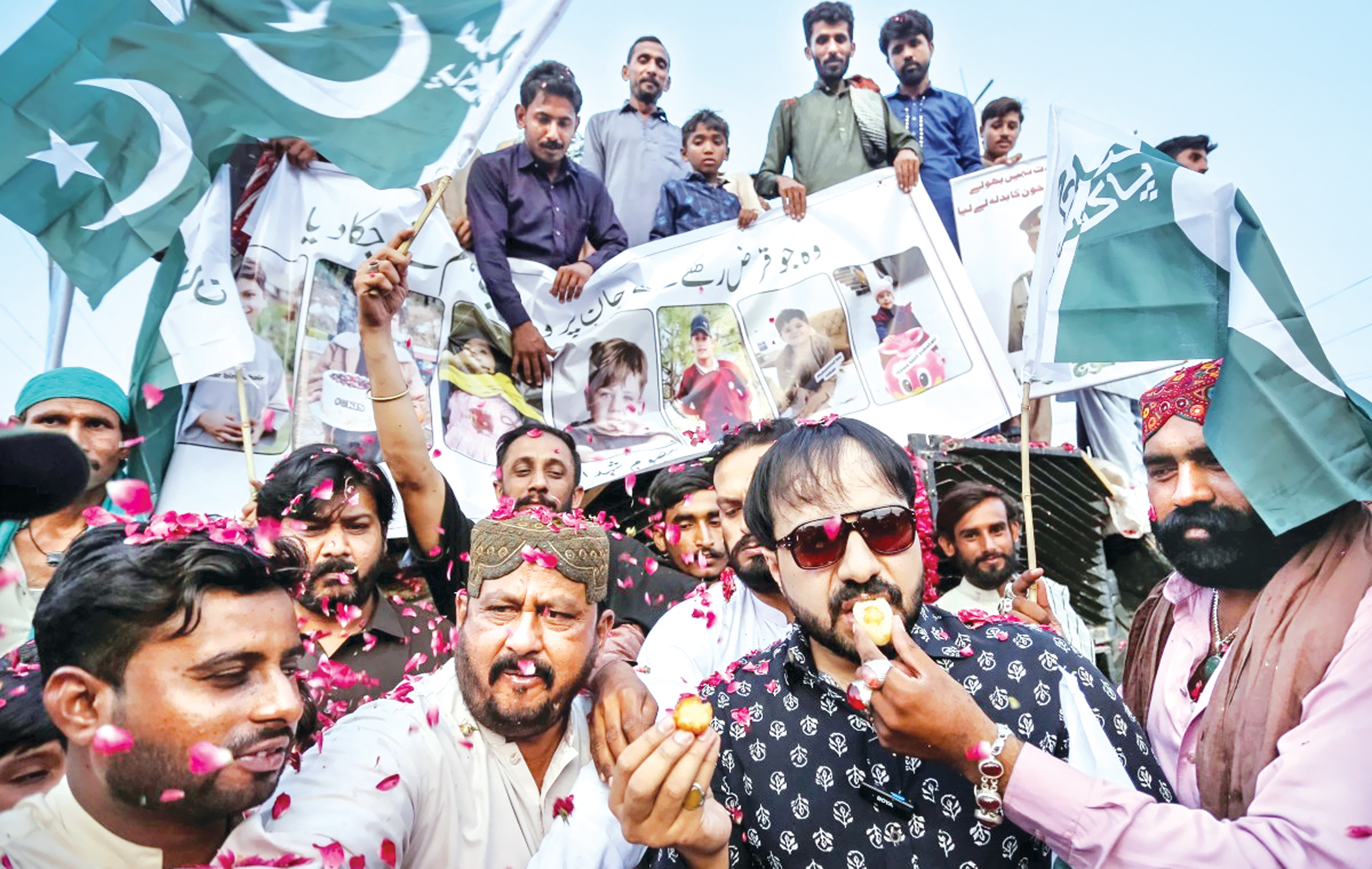 India, Pakistan agree to immediate ceasefire