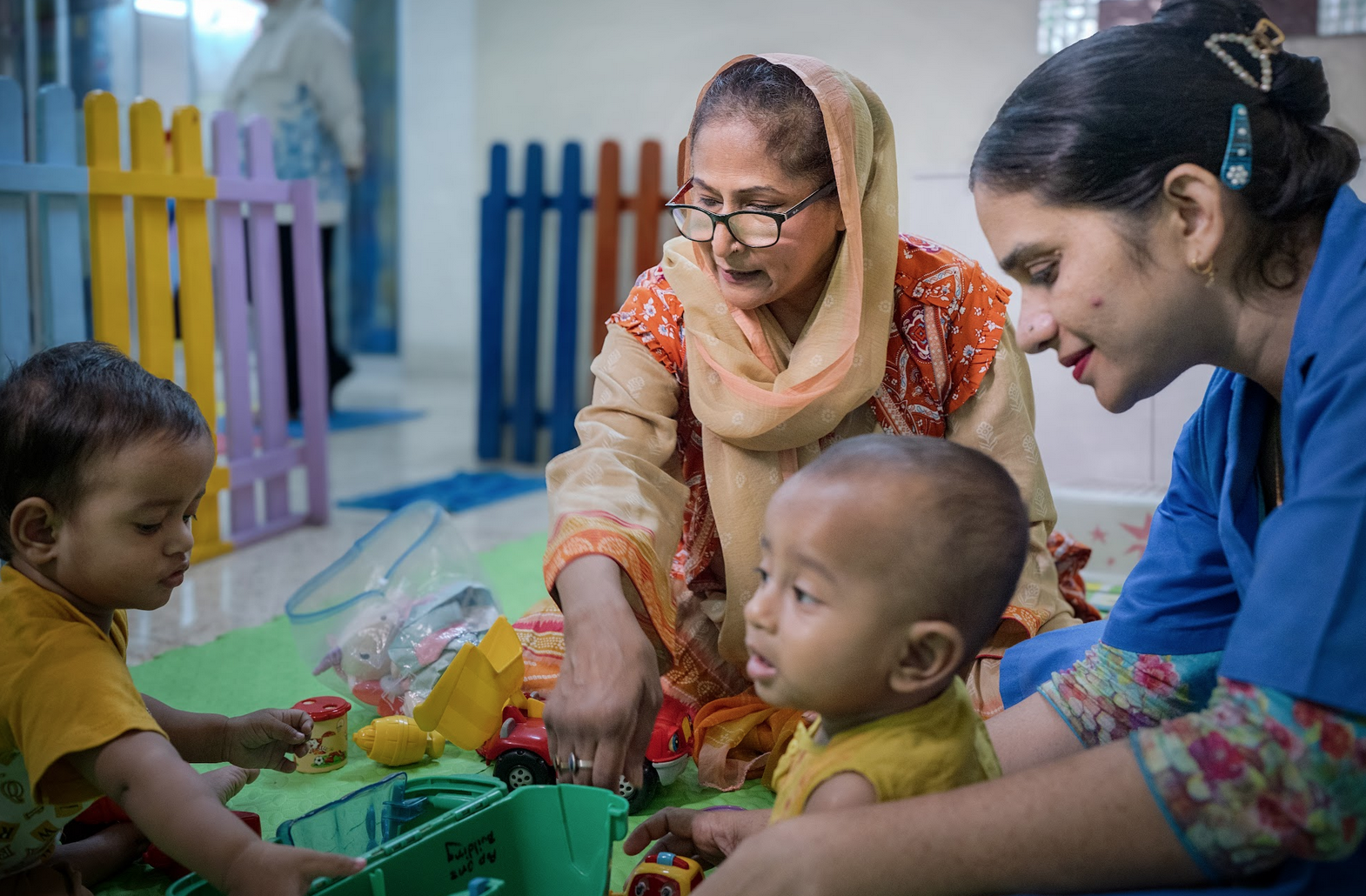 Drik Gallery to host photography exhibition highlighting childcare practices in Bangladesh