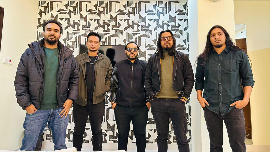 Ashes set for debut concert tour in Canada