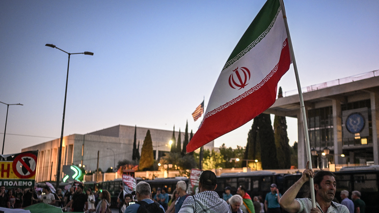 Iran signals halt to strikes if Israel stops