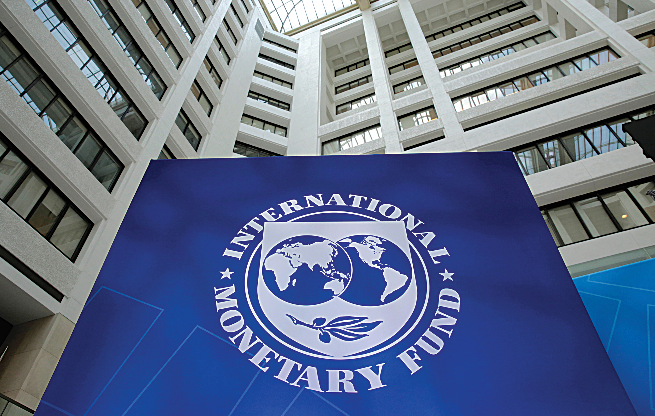 IMF to review economy, loan programme