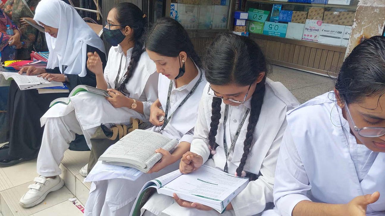 Today's HSC, equivalent exams postponed: Mahfuj Alam