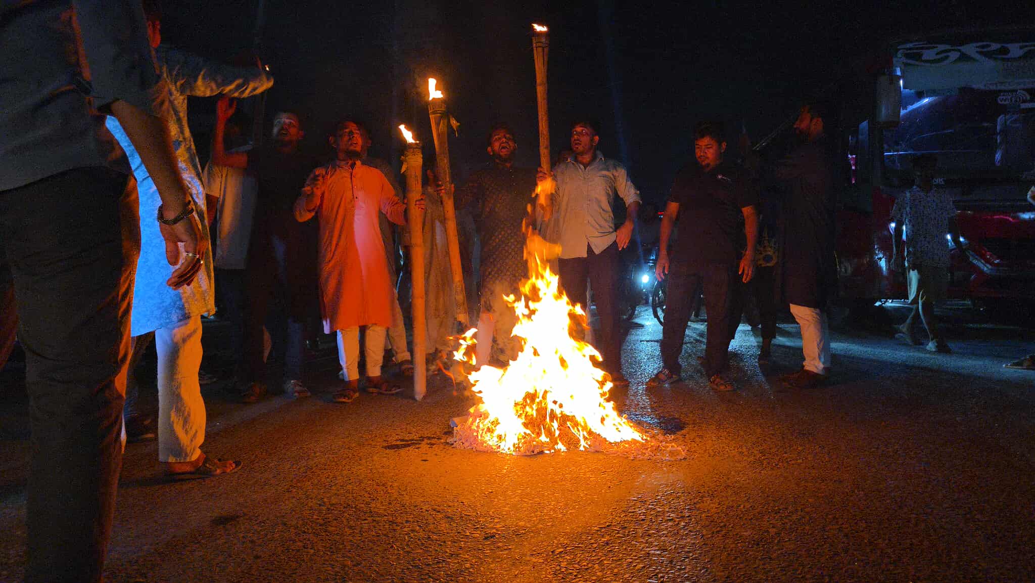Protests erupt in Ctg, N'ganj, Kushtia over attack on Nur