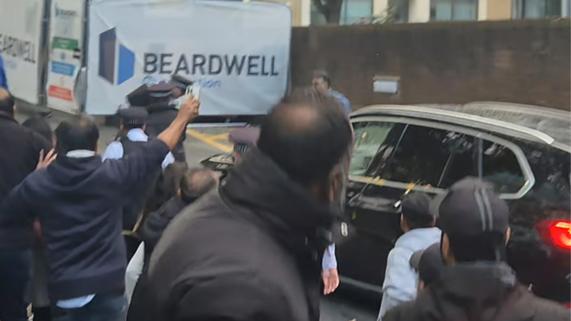 Govt condemns attempted attack on Mahfuj Alam in London