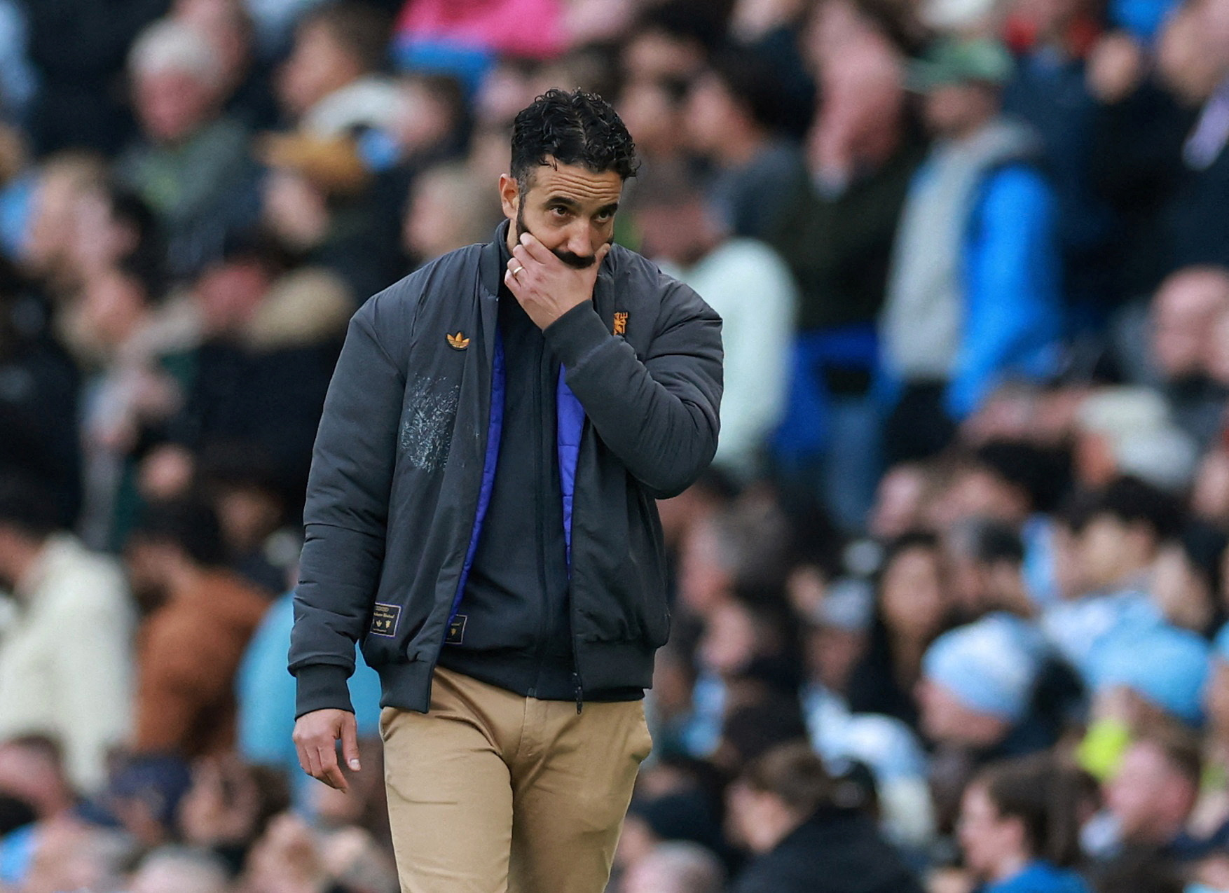 ‘Not even the Pope can make me change’: Amorim defends back-three stance