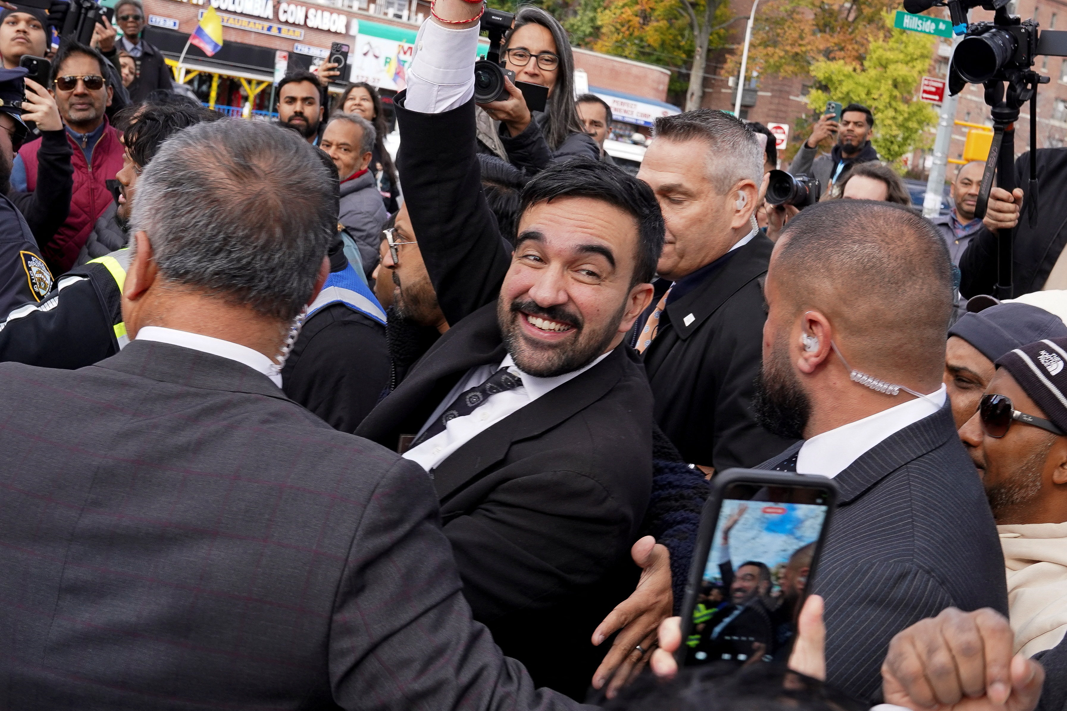 Mamdani leads in high-stakes mayoral race as NYC goes to vote