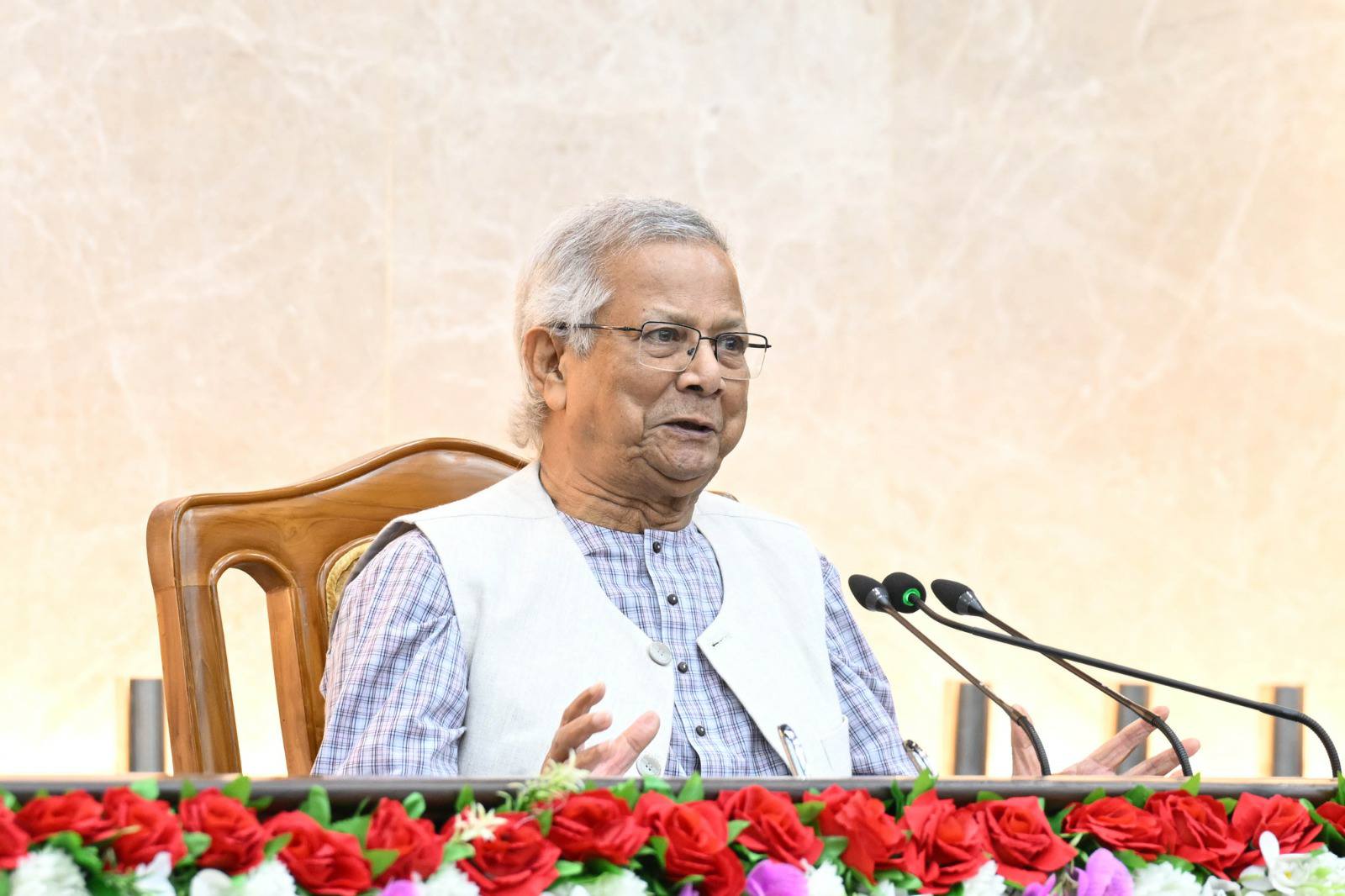 This election is not conventional, rather, it is a vote to save the country: CA