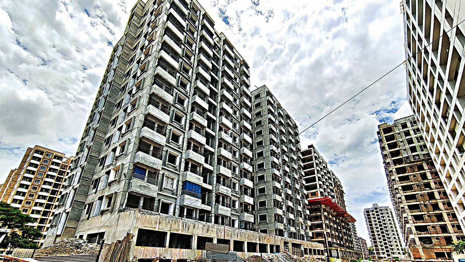 Mid-range apartments prop up ailing property market