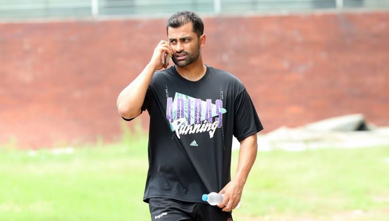 Cricketers rally behind Tamim  after BCB director’s remarks