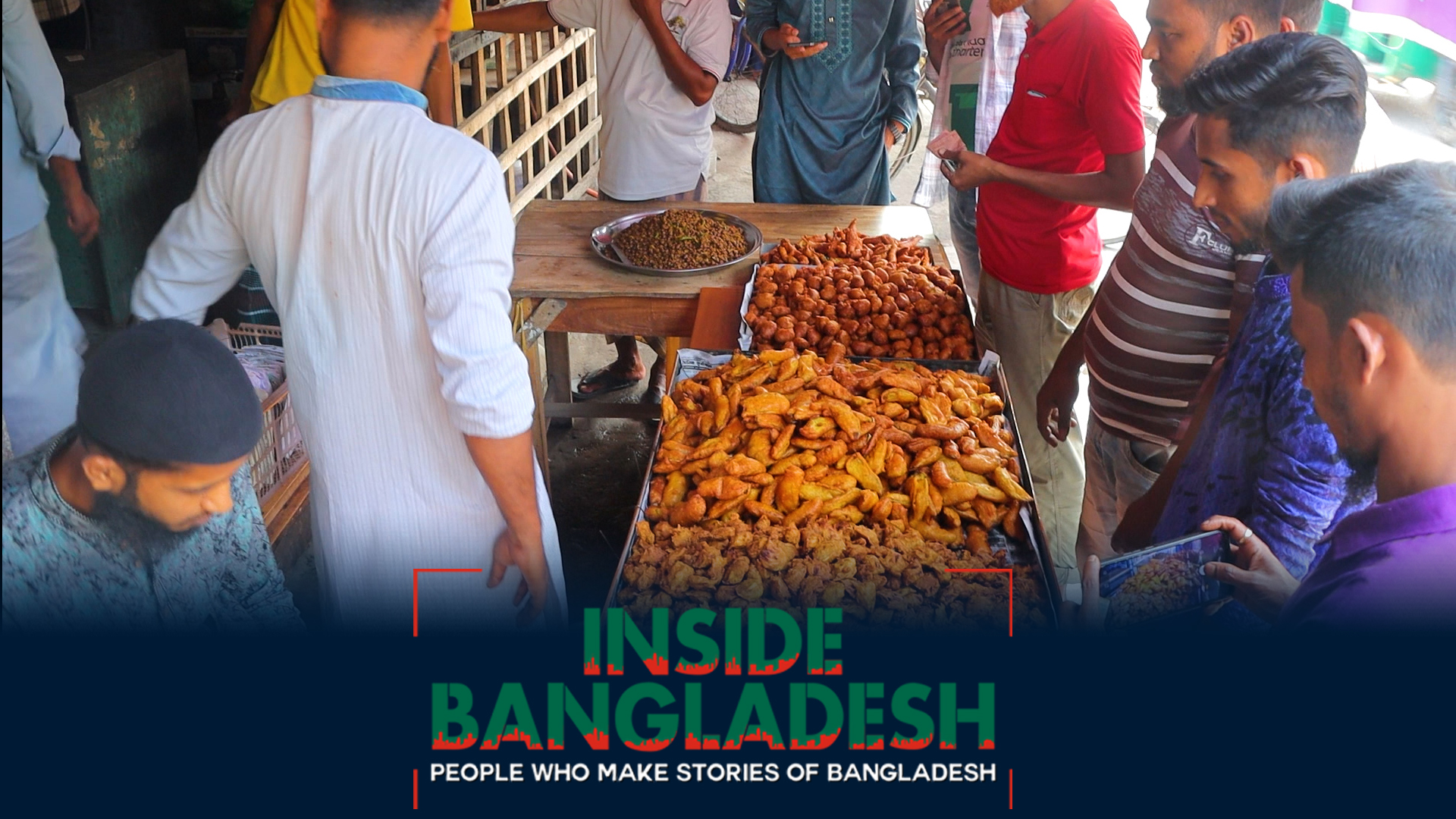 Iftar sale in Khulna: Tk 1 per item