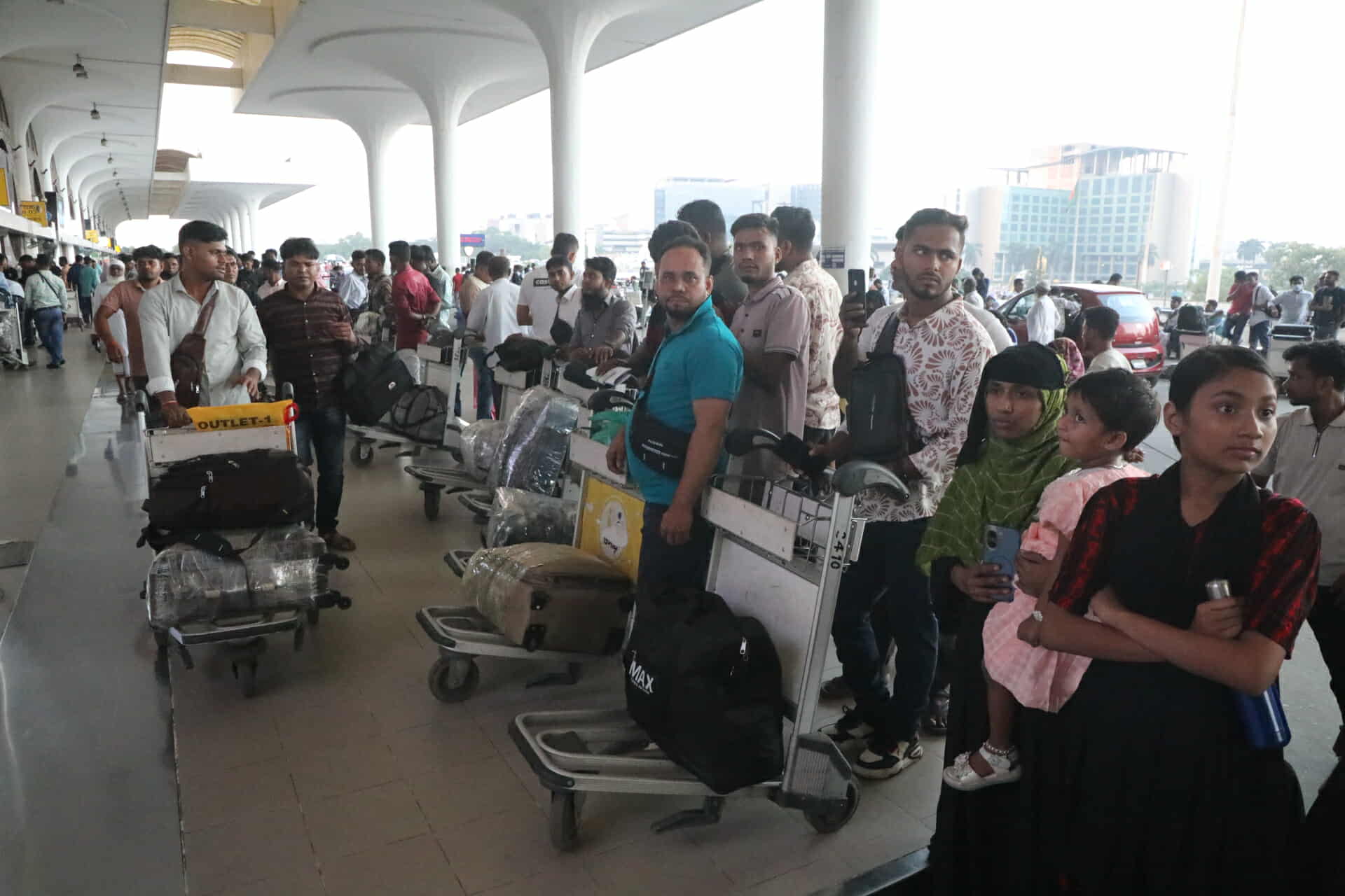 Passengers anxious, confused over uncertain flight status