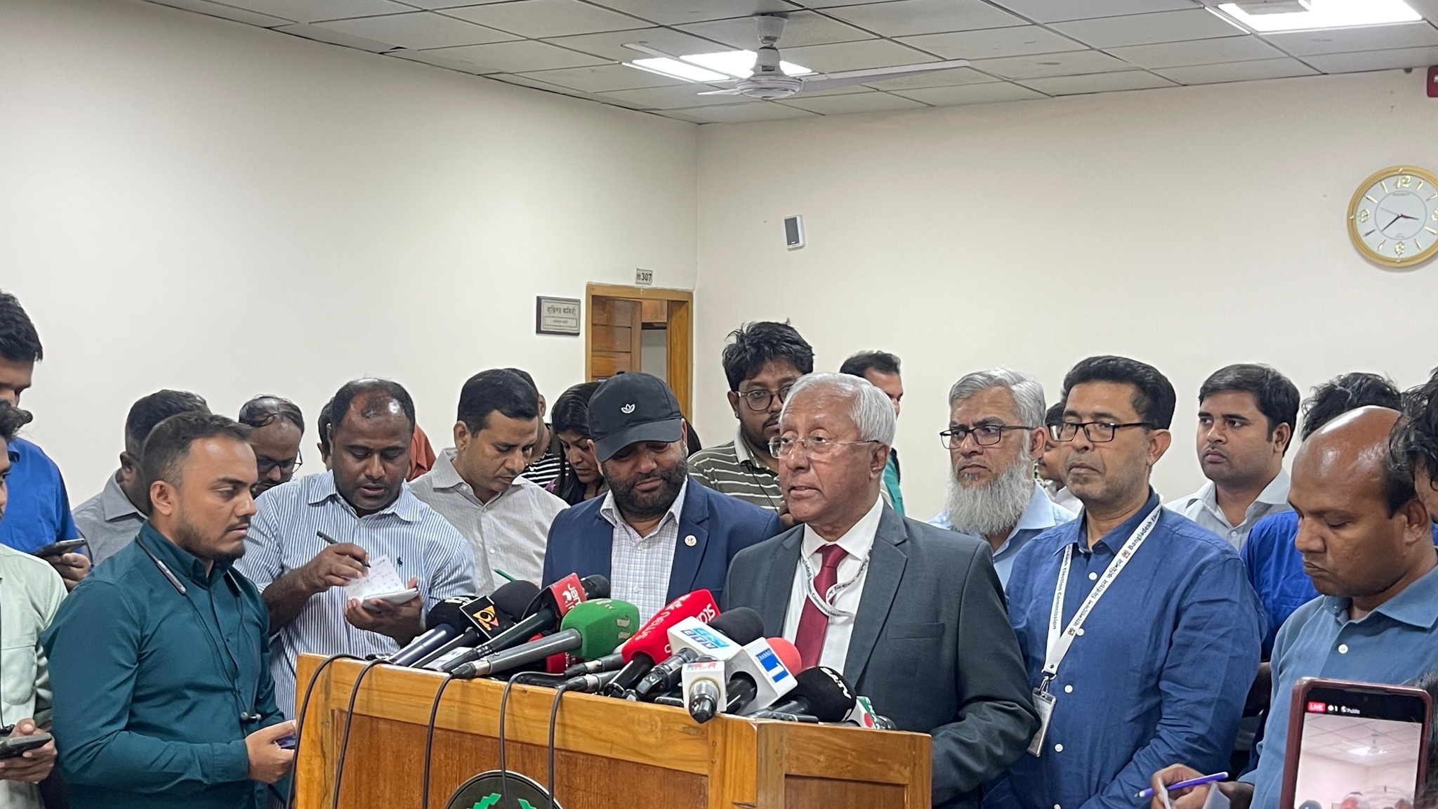 EC publishes final voter list with around 12.77 crore voters