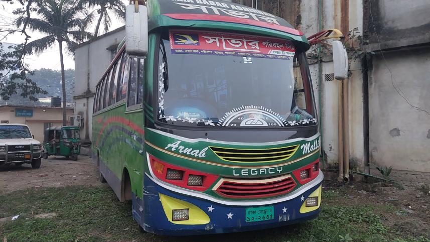 Seized bus Tangail.jpg