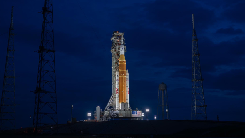artemis 2 rocket nasa.png