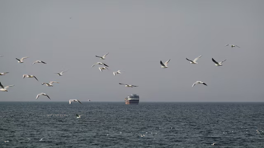 Bangladesh garment export logistics crisis 2026