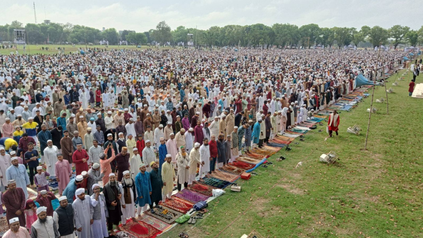 Thakurgaon eid namaj.jpg
