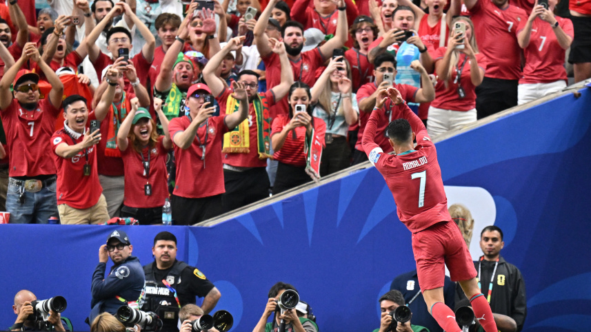 2026-06-23T175331Z_2134472373_UP1EM6N1DP6A2_RTRMADP_3_SOCCER-WORLDCUP-POR-UZB.JPG