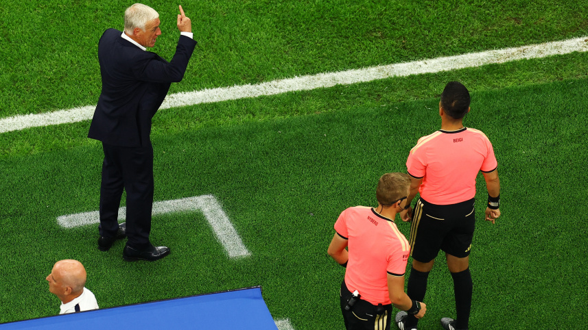 2026-07-14T205438Z_42764004_UP1EM7E1M300Y_RTRMADP_3_SOCCER-WORLDCUP-FRA-ESP.JPG