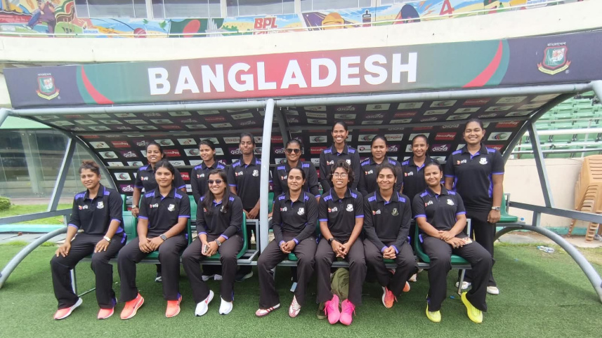 Women's Cricket team.jpeg