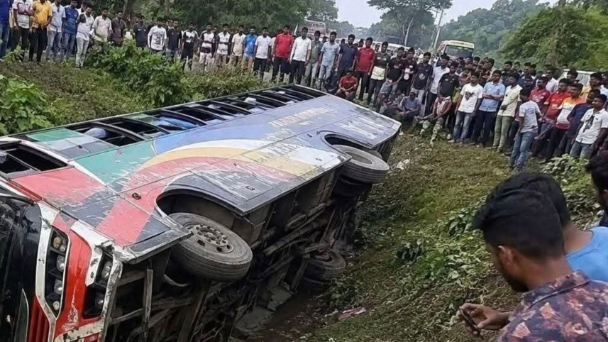 Jamalpur bus auto rickshaw accident deaths