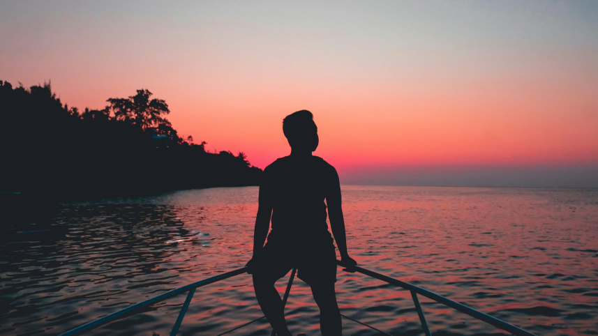 Solo travel can teach you more than any group trip ever