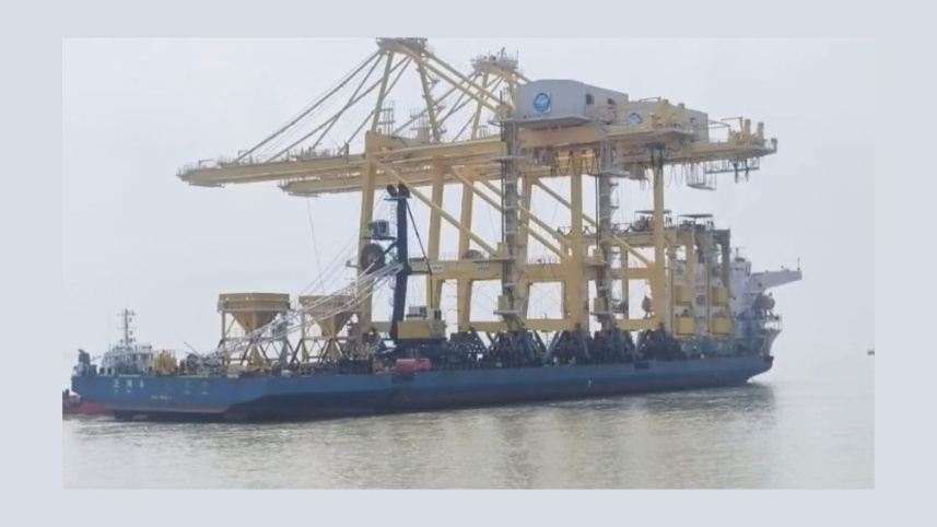 Pay port cranes 2.jpg