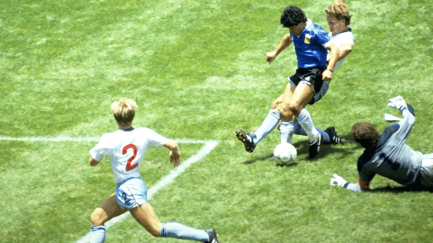 Maradona-1.gif