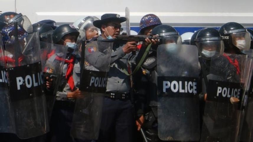 myanmar_police.jpg