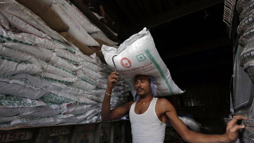 A-labourer-carries.jpg