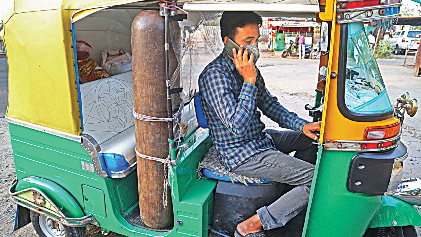 Indian-auto-rickshaw.jpg