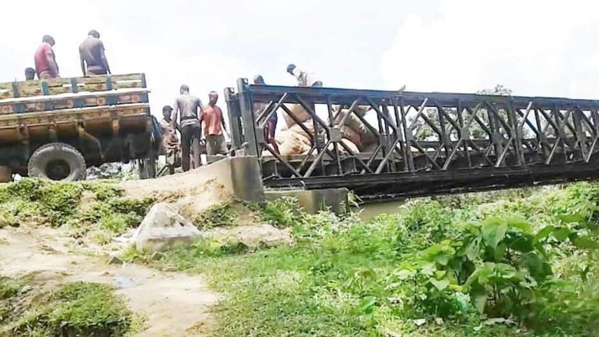bridge-lies-damaged-Moulvibazar-Juri.jpg