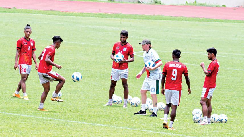 Bangladesh-national-football-team.jpg
